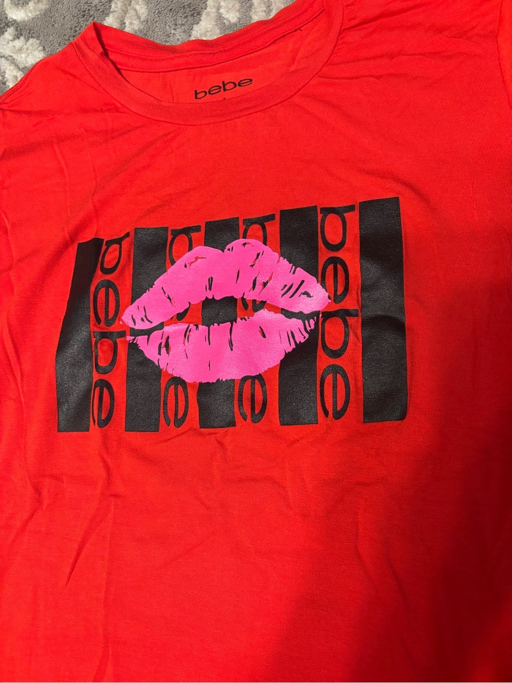 bebe Red Short Sleeve Tee with Pink Lip Graphic Size S. - Picture 2 of 4